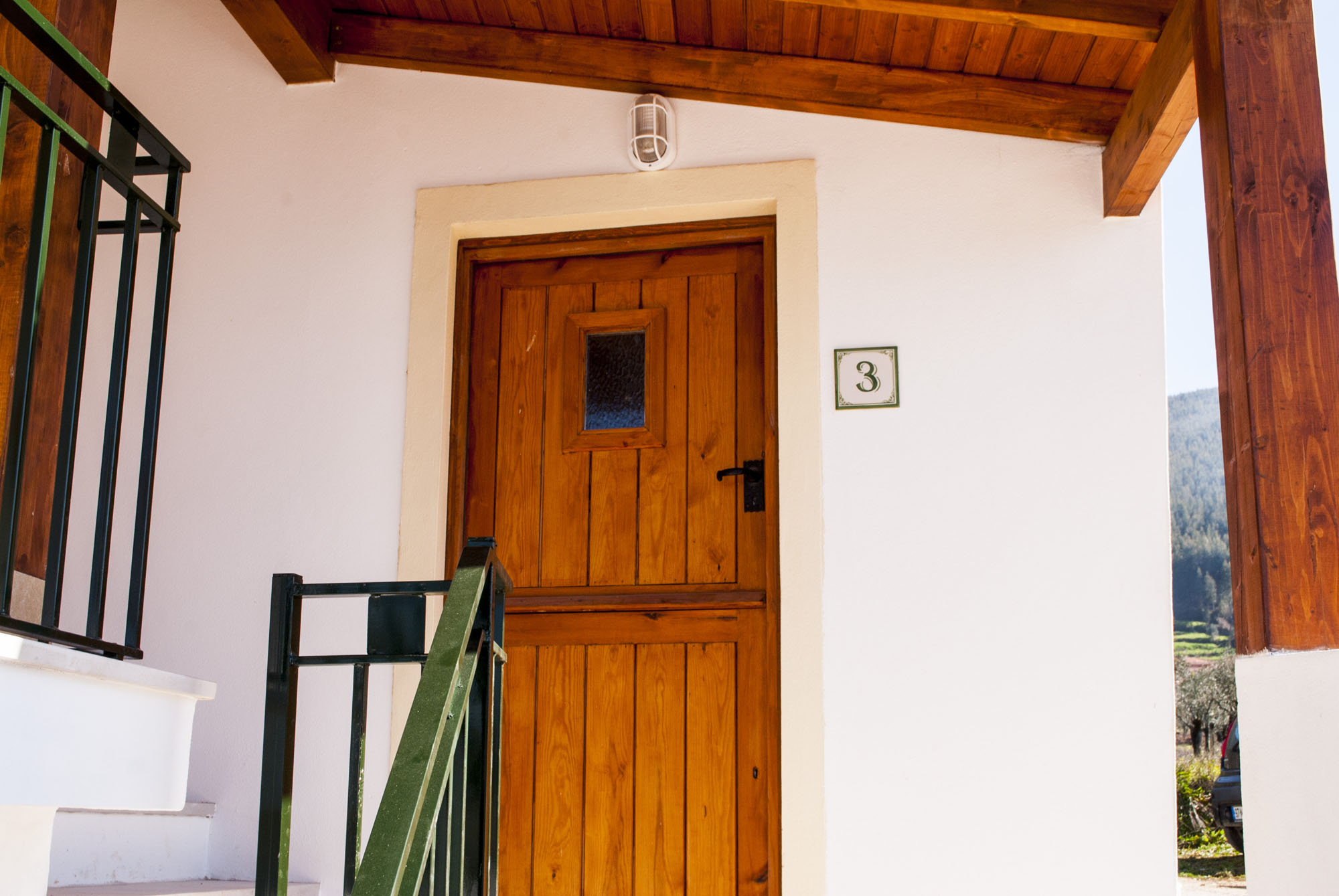 no3 door 02